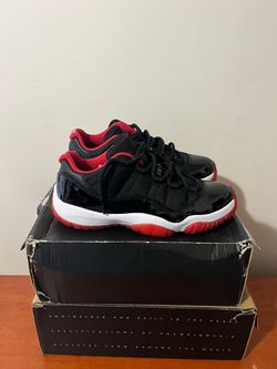 Low Bred 11’s Size 8.5