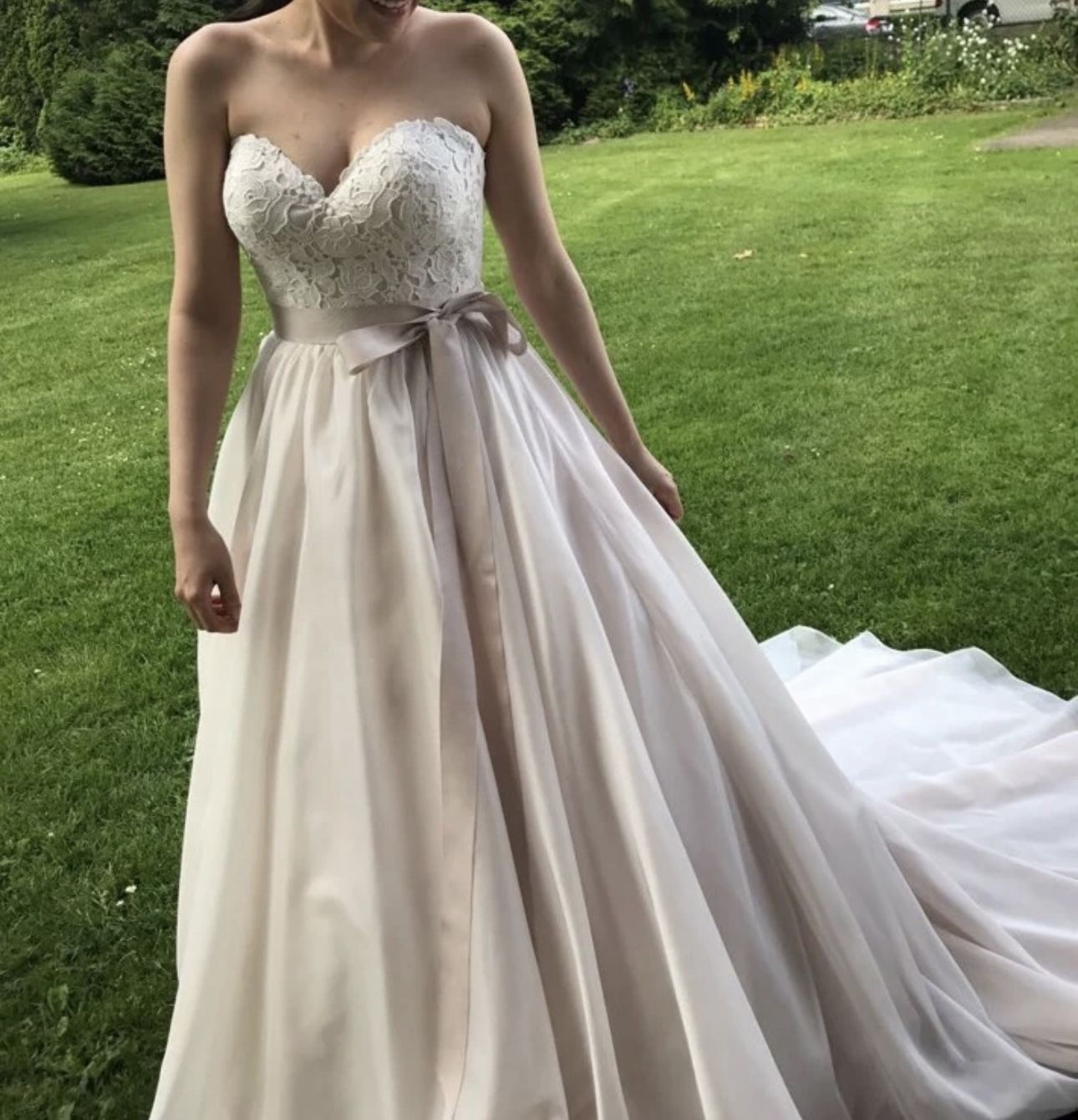 đź’•STUNNING Wedding Dress NWT Essence Of Australia đź’• Sz 10