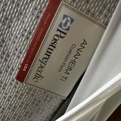 Full Size Mattress With Topper 