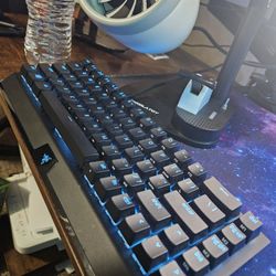 Razer Blackwidow V3 Mini Hyperspeed (Read Desc.)