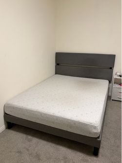 Sleepy‘s 8-Inch Queen Size Memory Foam Mattress