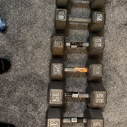 Random dumbbell weights