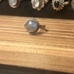 sterling silver labradorite stone ring