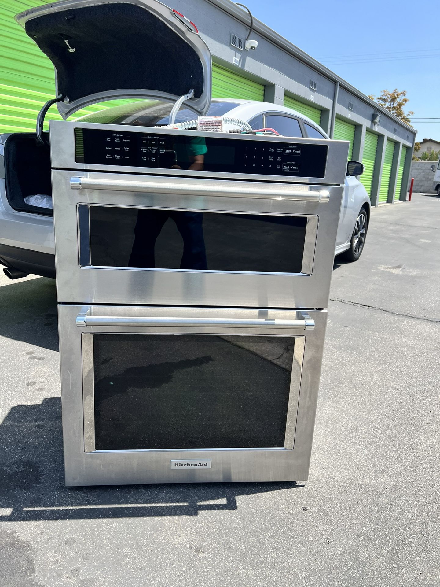 30inโ Microwave And oven kitchen combo$1799
