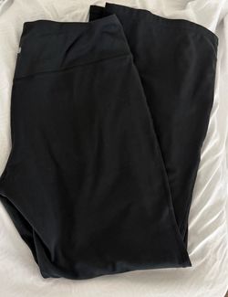 women’s activewear flared leggings