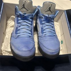 2 Pairs Of Jordans 5