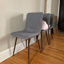 4 Chairs