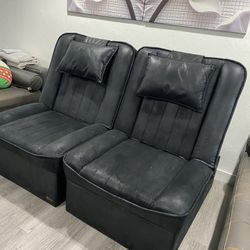Recliners In Great Condition Selling Them Together 