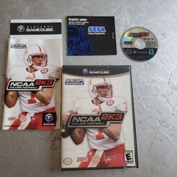 Nintendo Gamecube video game Sega Sports NCAA Football 2k3 Game Complete
