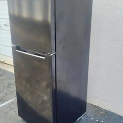 Magic Chef Refrigerator 