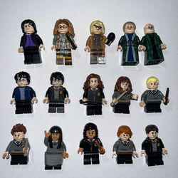 Lego Harry Potter Minifigures Bundle with Accessories