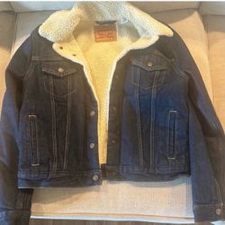 Women’s Sherpa Jacket 