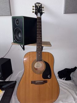 Acoustic guitar