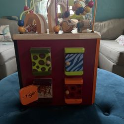 Zany Zoo Activity Cube