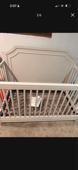 Baby crib