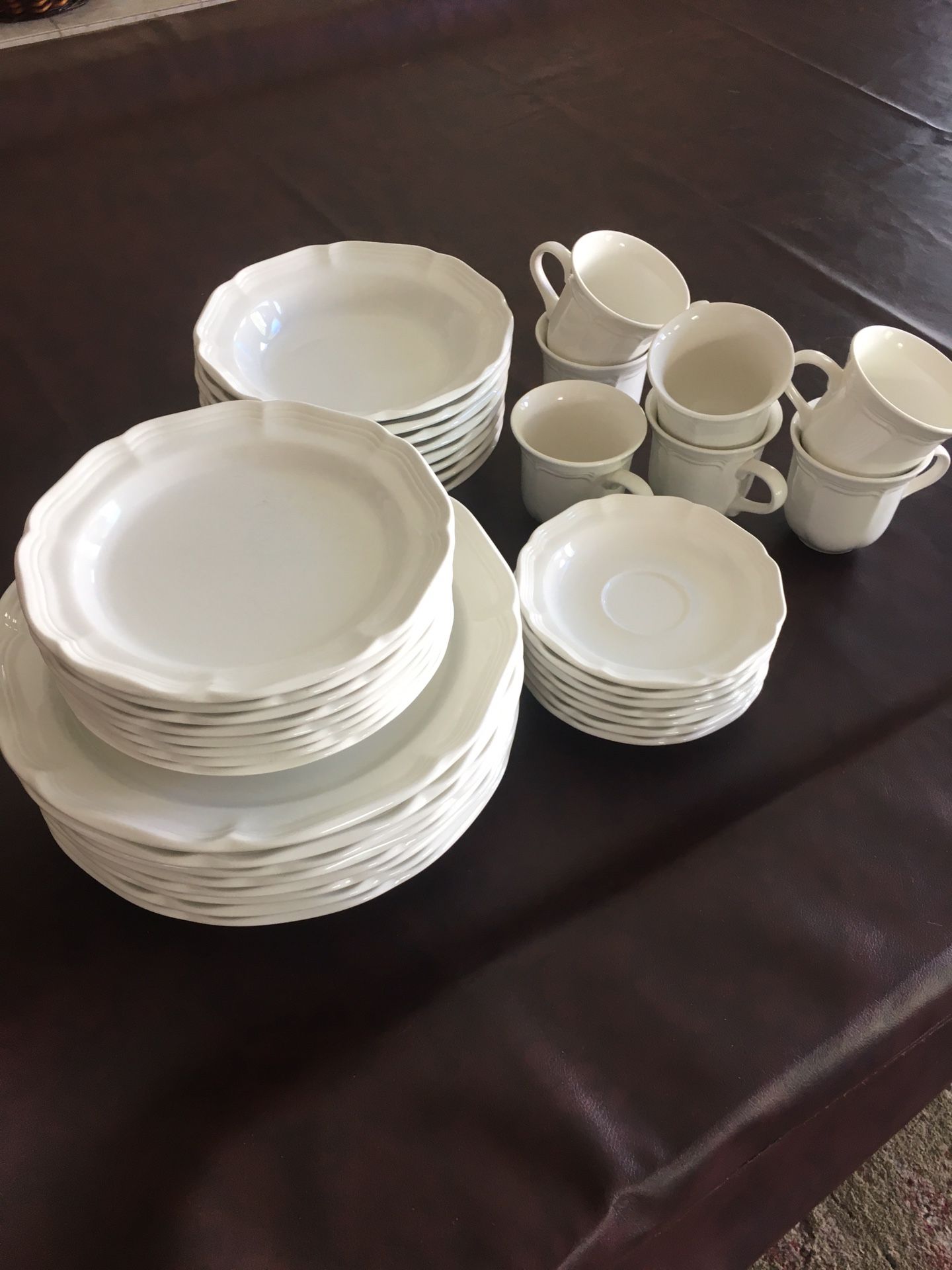 Mikasa French Countryside Dinnerware Set