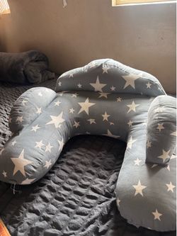 Nursing pillow