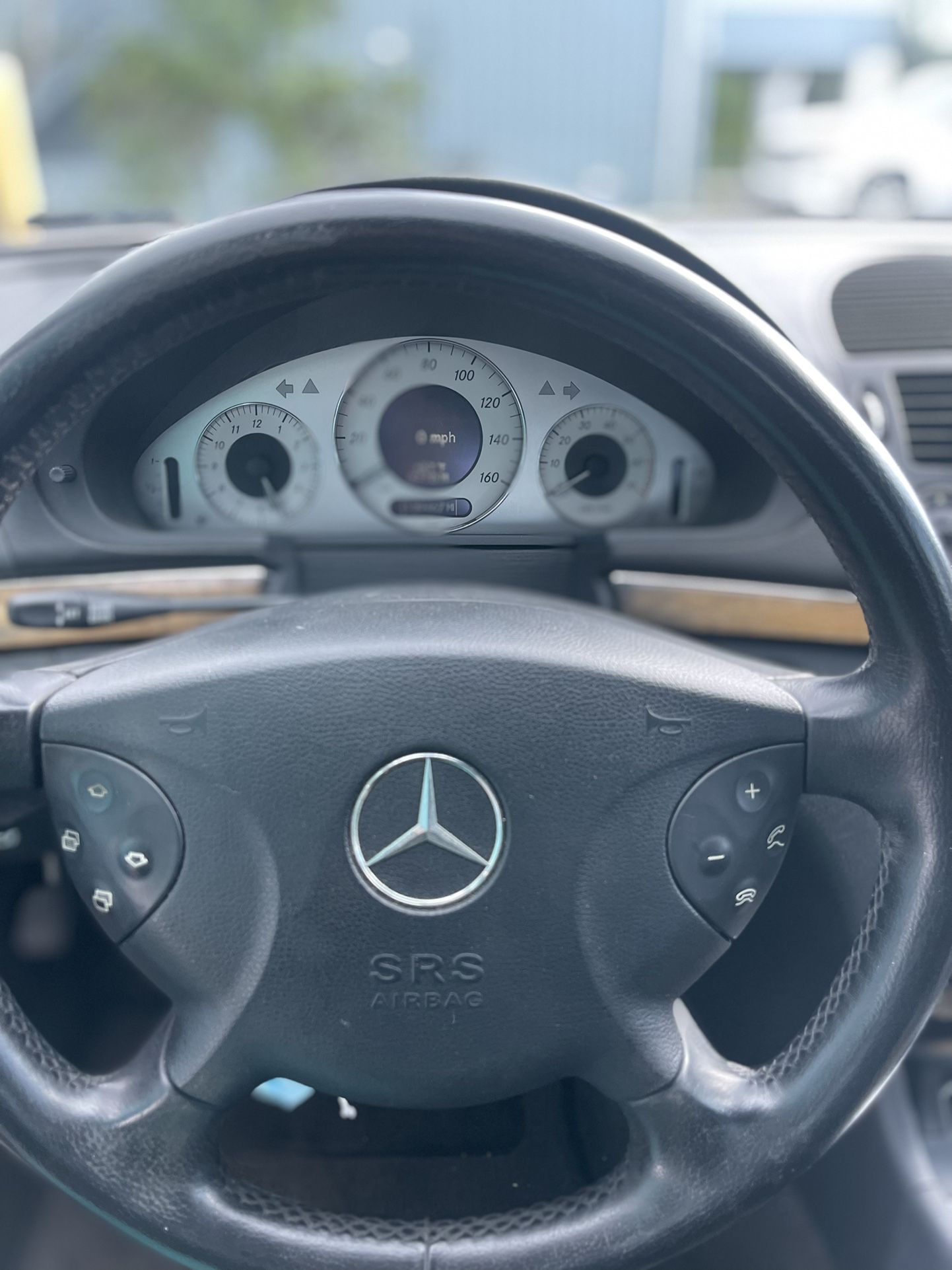 2003 Mercedes-Benz E-Class