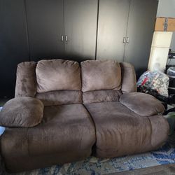 Recliner Love Seat 67x39x39