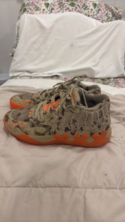 Lamelo Ball Size 10.5 Barely Used Send Offer