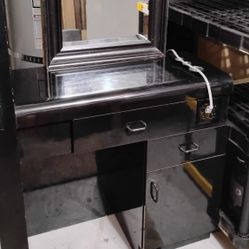 Saloon Styling Station 