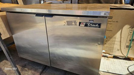 true 48" undercounter cooler