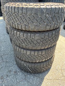 Vendo 275/70/R18 las 4 llantas Goodyear por $220
