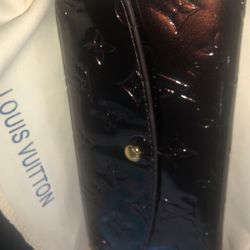 LV Virtuose patent leather wallet burgundy 