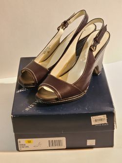 Anne Klein Akxavia Sling Back Heels, 4" Heels  Size 8M