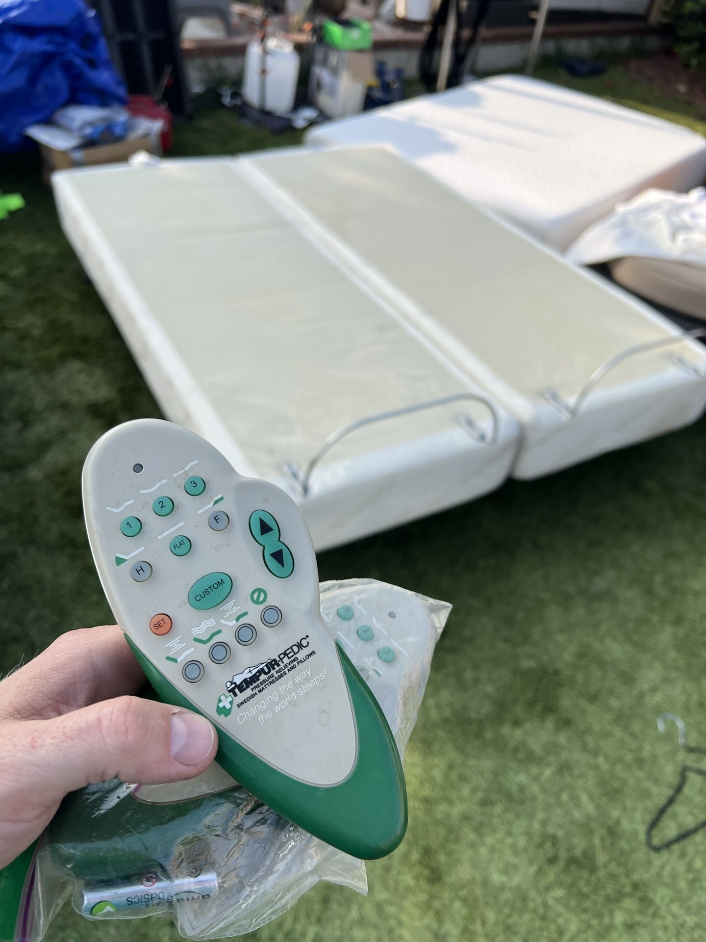 Tempur-Pedic Tempurpedic Queen Adjustable Mattress Frame double twin connected sections w remote