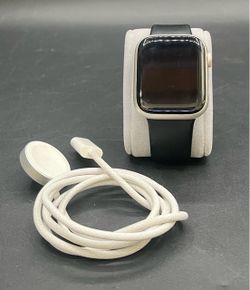 Apple Watch Series 8 Aluminum 45mm A2774 Silver