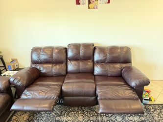 6 Person Leather Sofa With 4 Recliner