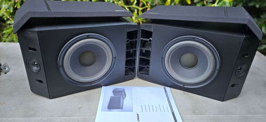 Bose 301 Serie IV Speakers ( Like New )
