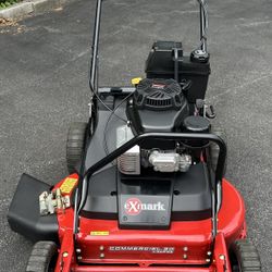 Exmark 30 Commercial lawn mower - ECX180CKA30000. 30" cut. 30-inch.