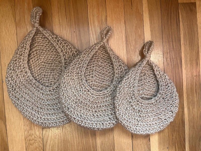 Set Of Three Hanging Baskets - Raffia