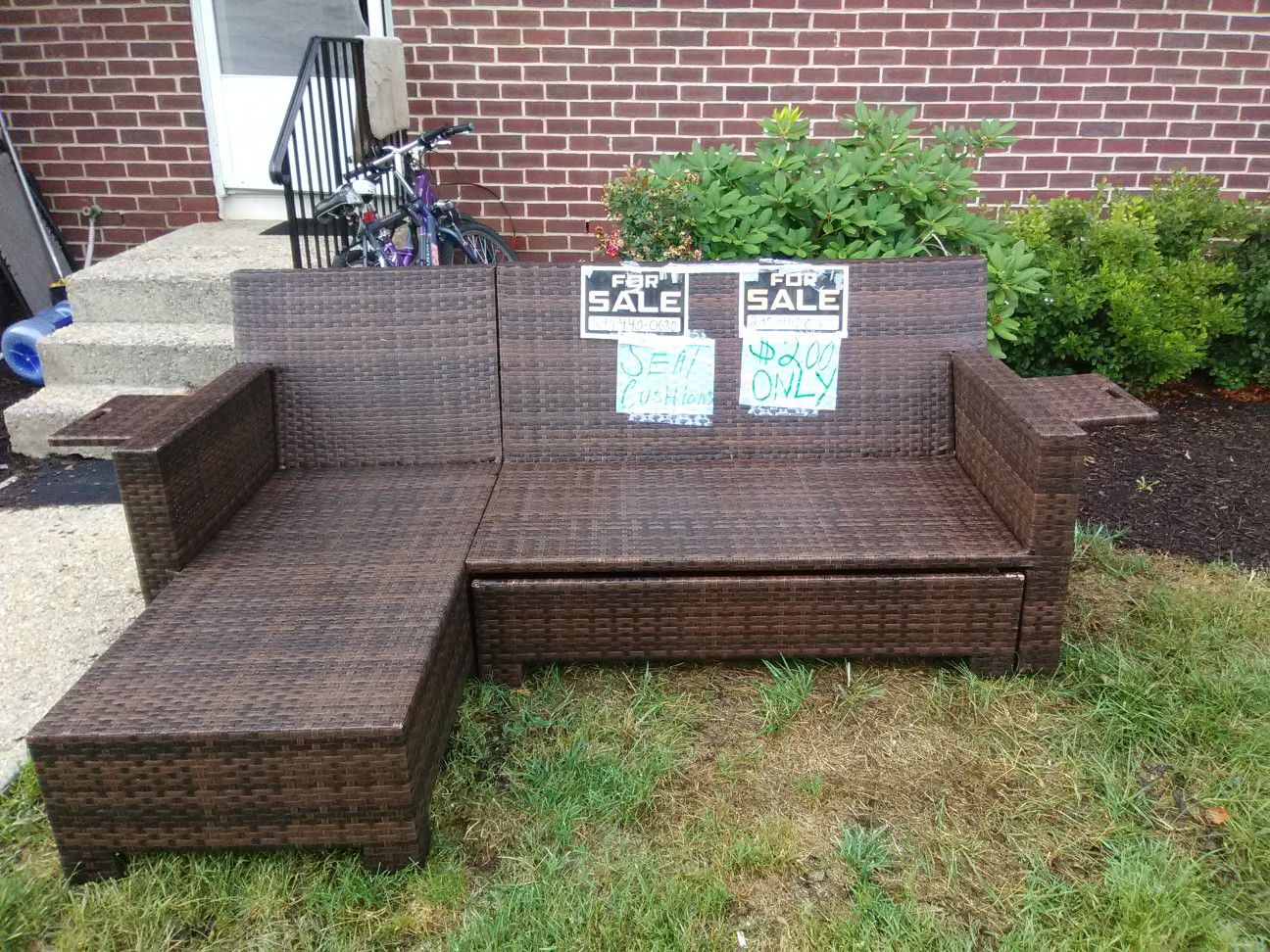 Patio Love Lounge Couch