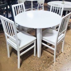 New White Round 5 Piece Kitchen or Dining Set