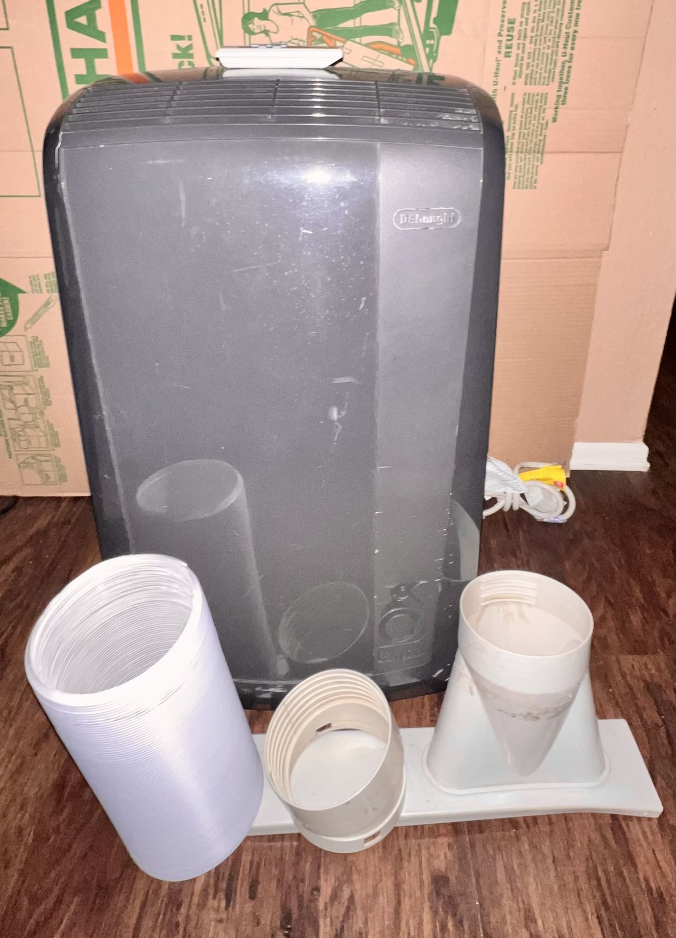 SALE 🚨DeLonghi Portable Air Conditioner 13000 BTU