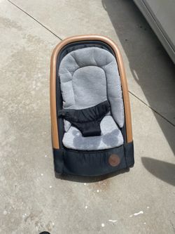 Maxi-Cosi Kori 2-In-1 Rocker, Metro-Essential Graphite
