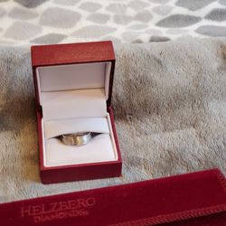 Men's  14K /WG - Wedding Band SZ 8