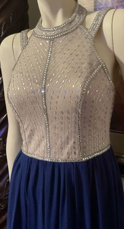 Elegant Halter Dress With Embellishments Bodice 