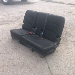 2013-2019 Ford Explorer 2nd Row Bench Seat