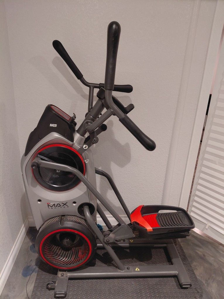 Bowflex Max Trainer M5