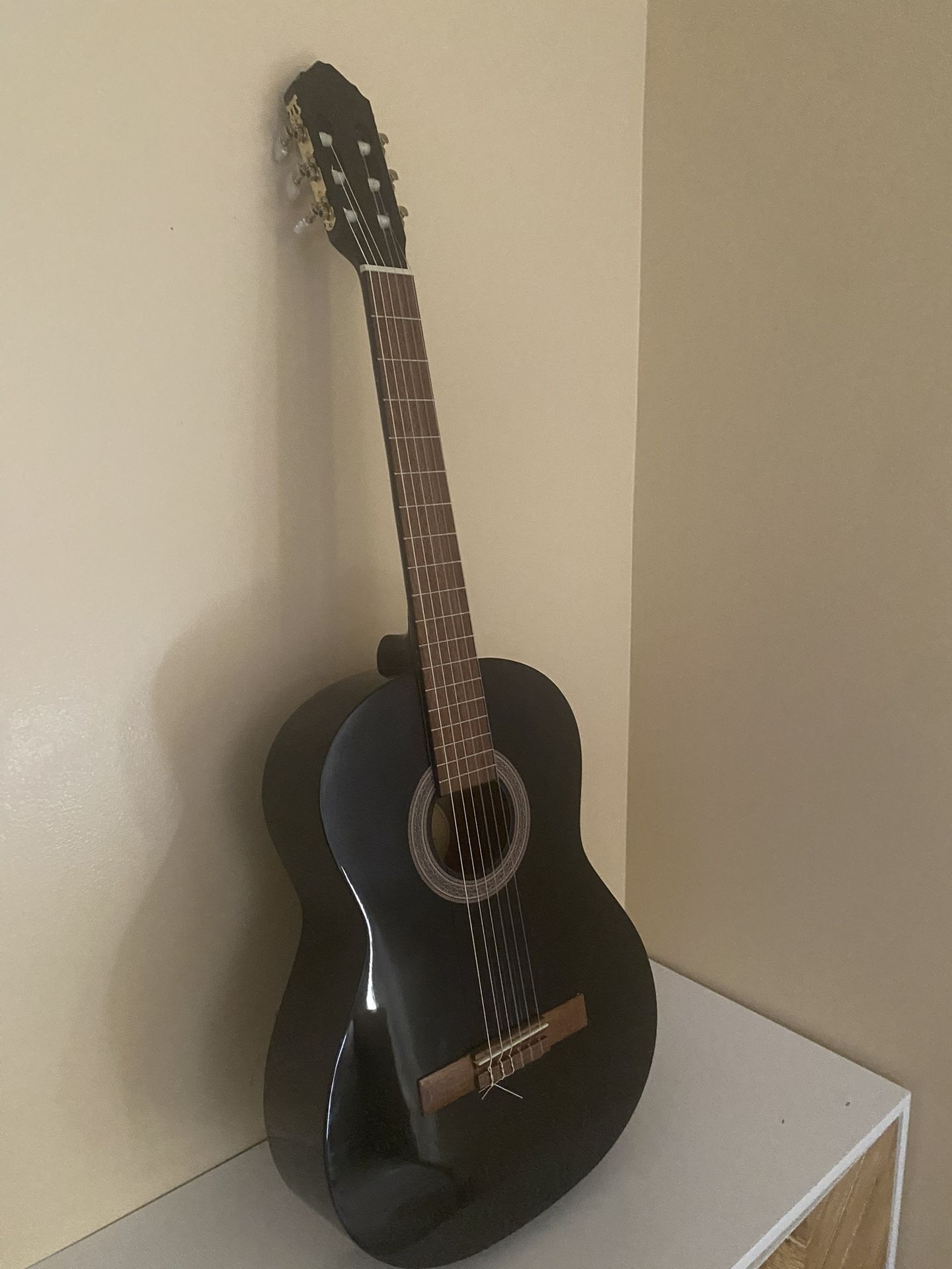 Lucero #LC100BK Classical Guitar/classical nylon guitar/ acoustic classical