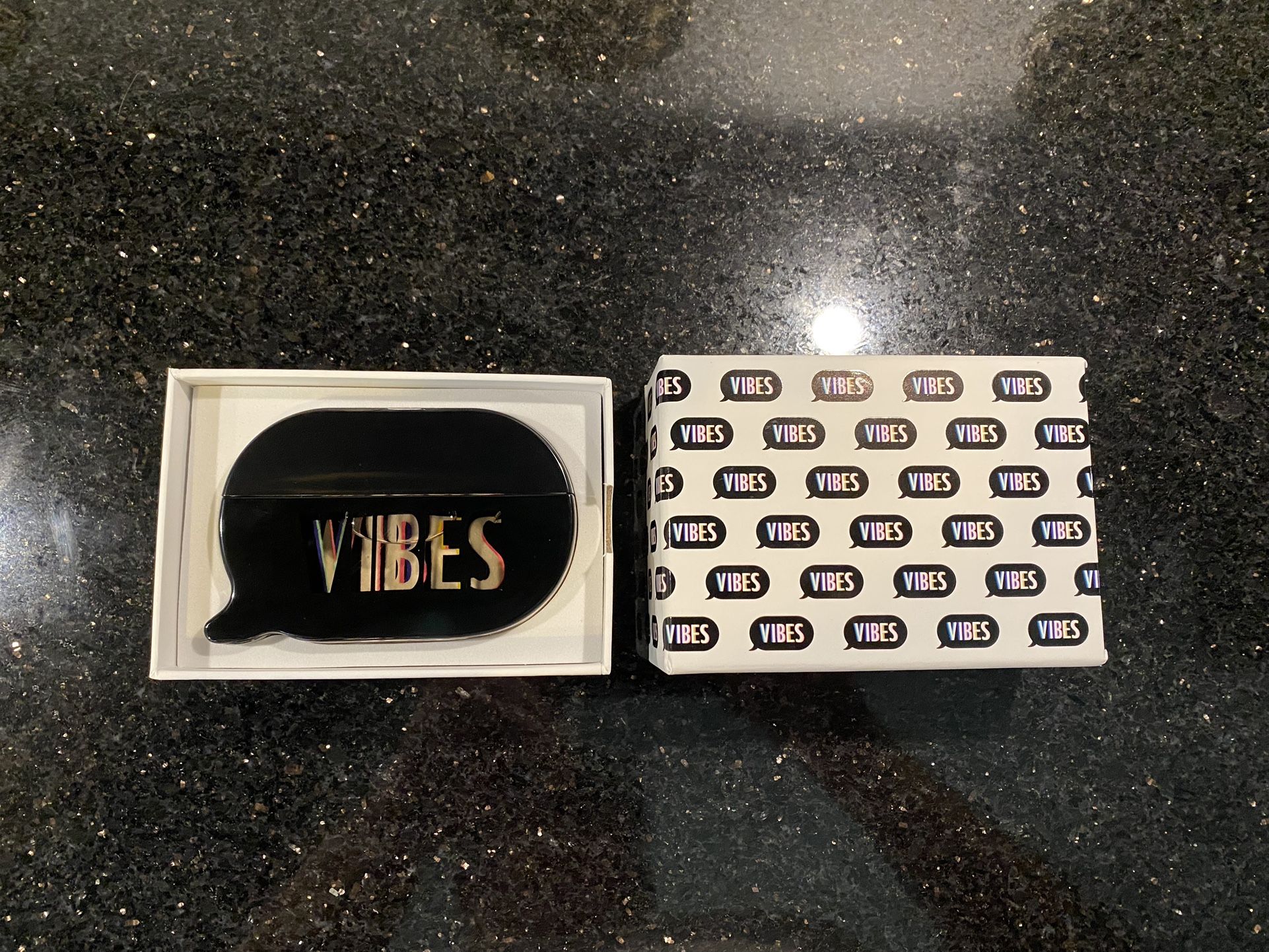 KIMOJI VIBES EAU DE PARFUM 50 ml 1.7 FL.OZ.