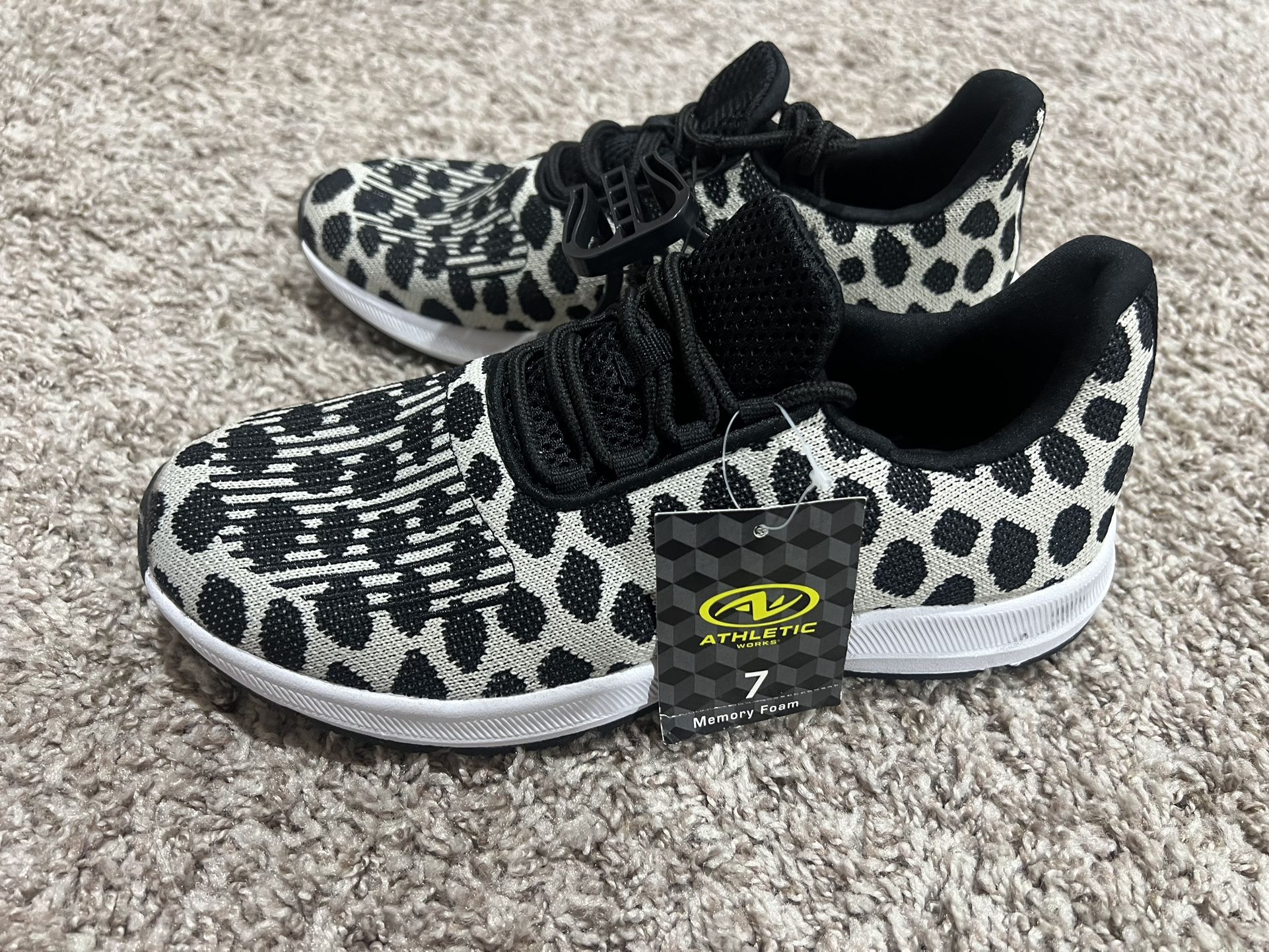 Athletic Works Comfort Fit Memory Foam Leopard/Animal Print/Cheetah Sneakers