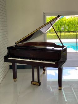 George Steck GS-42 4’8” Baby Grand Piano Mahogany