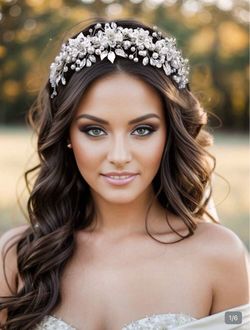 Bridal Pearl and Crystal Hair Vine