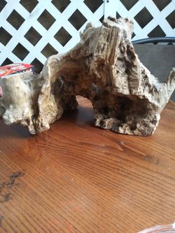 Fish tank decoration