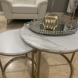 White, gold faux marble nesting table